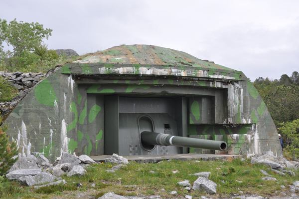 15 cm kanon SKC/28 vid Brettingen i sin bunker (kasematt)