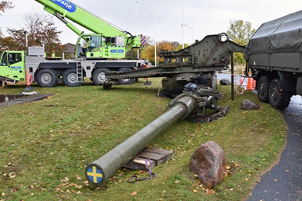 En gång en av Sveriges största kanoner, inte bara till kalibern. (foto: Sven-Göran Palm)