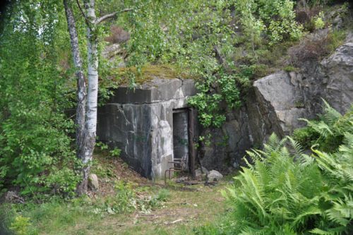 Ingången till berganläggningen som egentligen var en förbindelsetunnel.