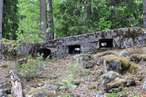 Ett kulsprutevärn i utankanten av fortområdet på Urskog.